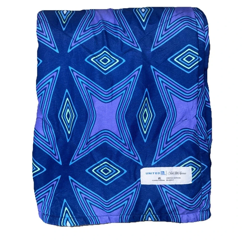 United Airlines Polaris Blanket Saks Fifth Avenue Claude Kameni Limited Edition